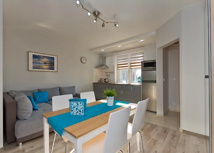 Riva & Avir Jaktstuga Jastrzębia Góra